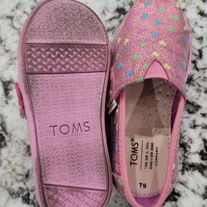 Toddler/kids Toms heart print size 9